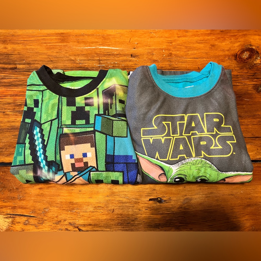 Boys 2 Sets of Pjs